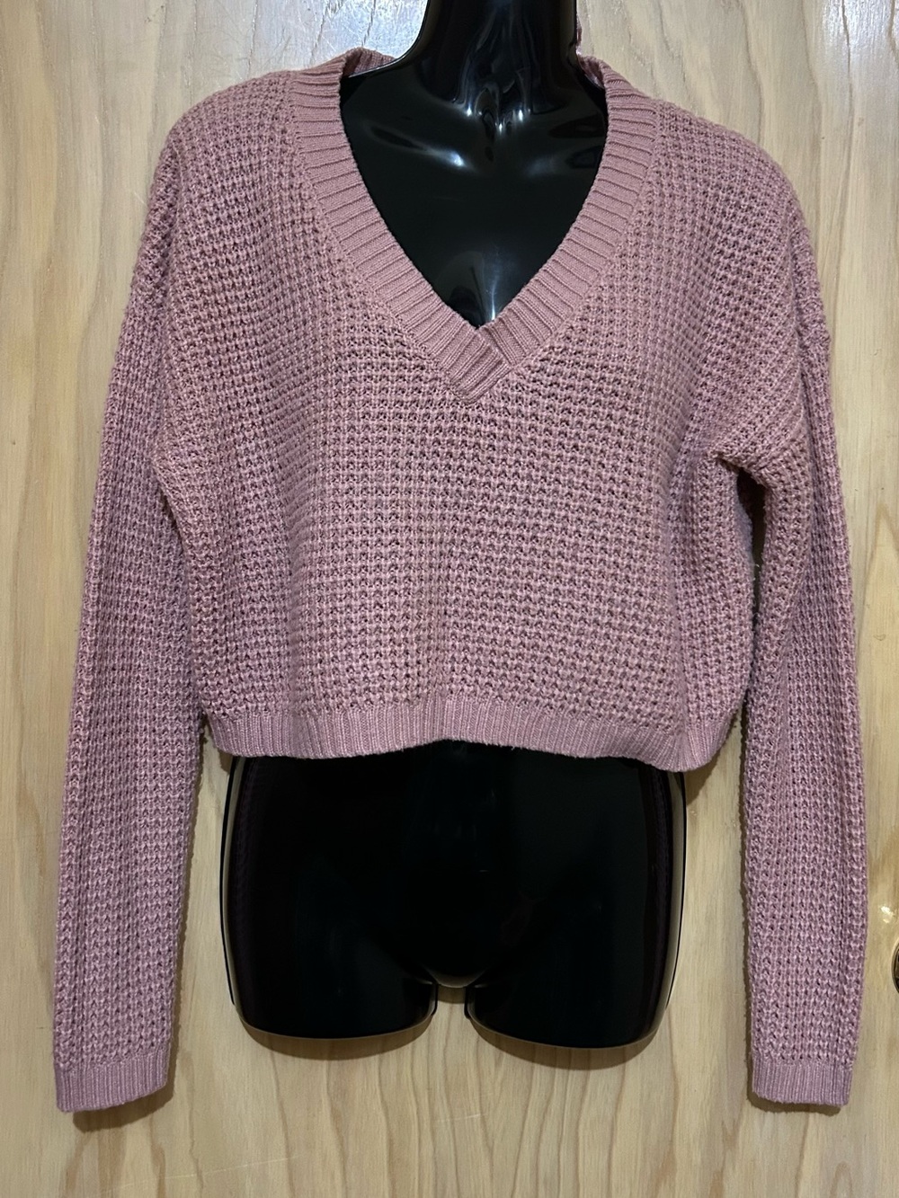 Aeropostale Mauve Pink Waffle V-Neck Cropped Sweater